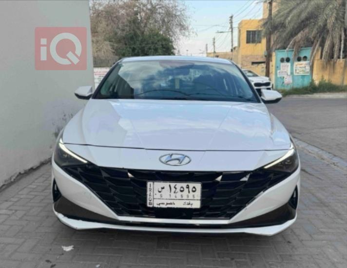 هیوندای ئەلەنترا